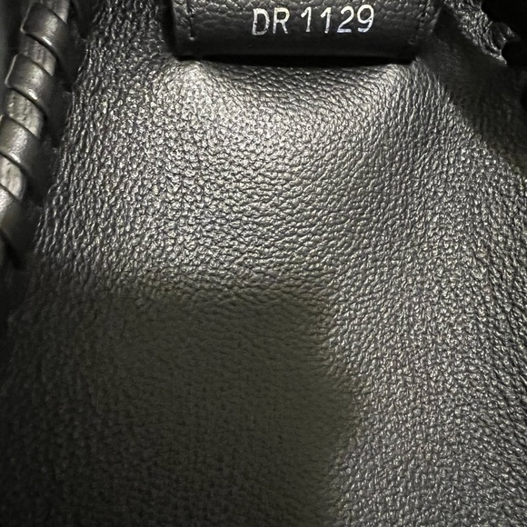 Authentic Louis Vuitton - Picture 15 of 16